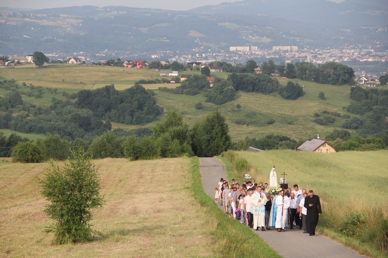 Strzyganiec. Pielgrzmka z Trzetrzewiny