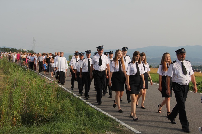 Strzyganiec. Pielgrzmka z Trzetrzewiny