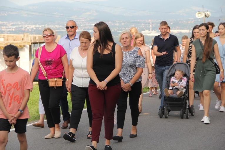 Strzyganiec. Pielgrzmka z Trzetrzewiny