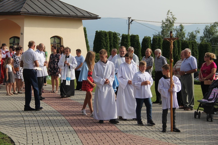 Strzyganiec. Pielgrzmka z Trzetrzewiny