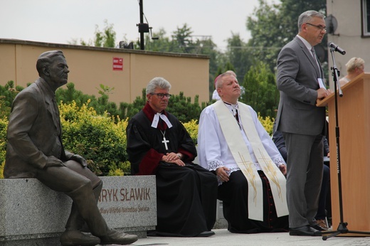 Henryk Sławik ma pomnik w Szerokiej