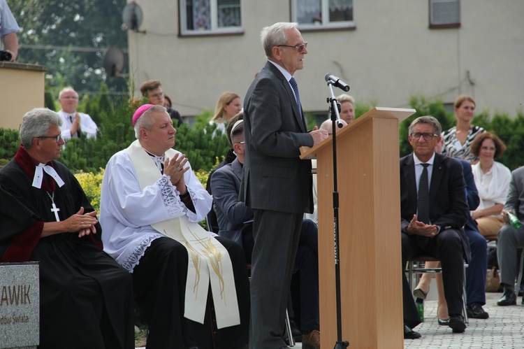 Henryk Sławik ma pomnik w Szerokiej