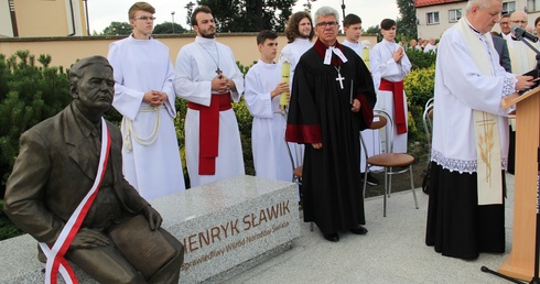 Henryk Sławik ma pomnik w Szerokiej