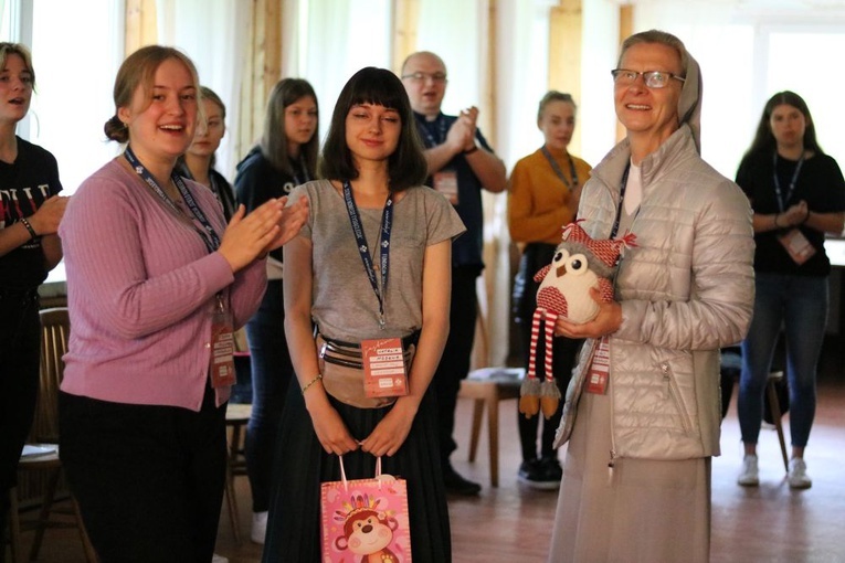 Obóz młodzieżowy Fundacji Dzieła Nowego Tysiąclecia w Borowicach