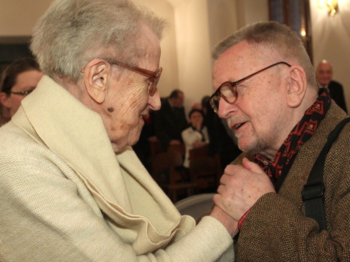 Stanisław Rodziński i jego obrazy w obiektywie Grzegorza Kozakiewicza