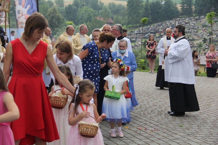 Korzenna. Złoty jubileusz konsekracji kościoła