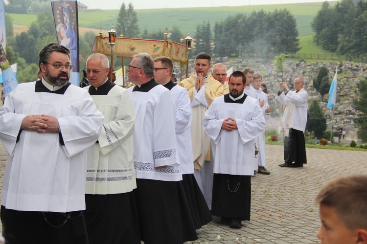 Korzenna. Złoty jubileusz konsekracji kościoła