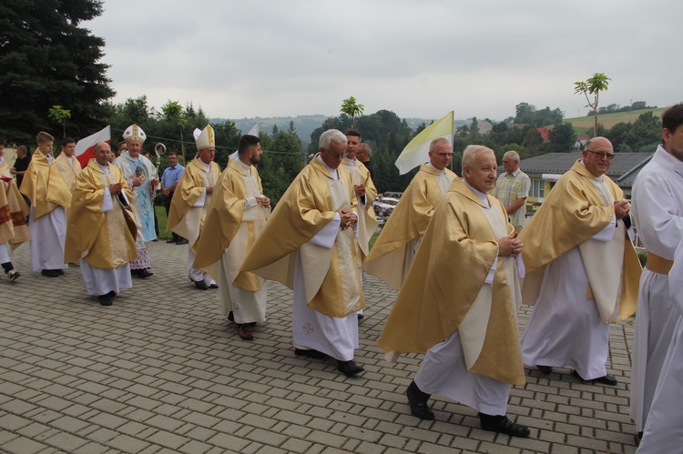 Korzenna. Złoty jubileusz konsekracji kościoła