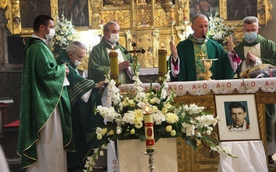 Eucharystii przewodniczył bp Marek Solarczyk