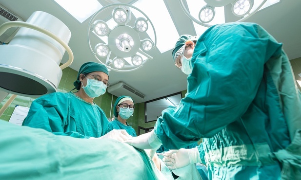 Gliwice. Sukces lekarzy. Usunęli ogromnego guza, wszczepili implant z drukarki 3D