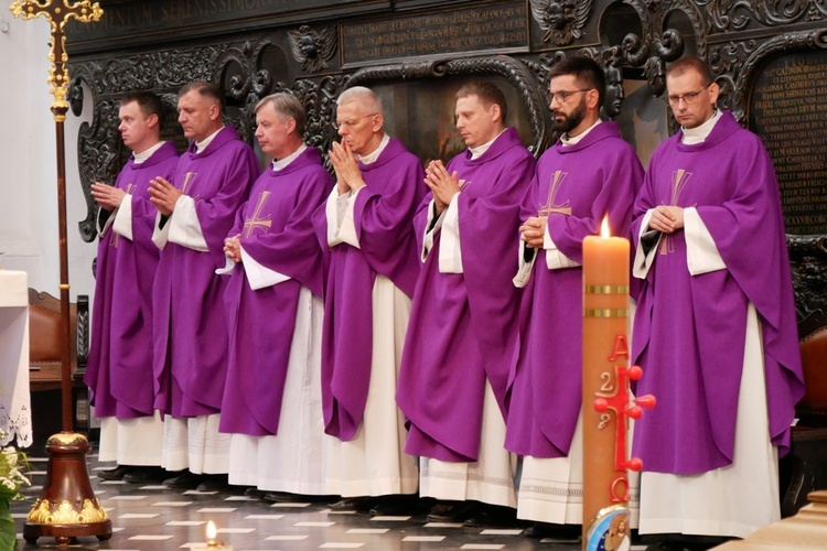 Uroczystości pogrzebowe ks. Jerzego Kownackiego