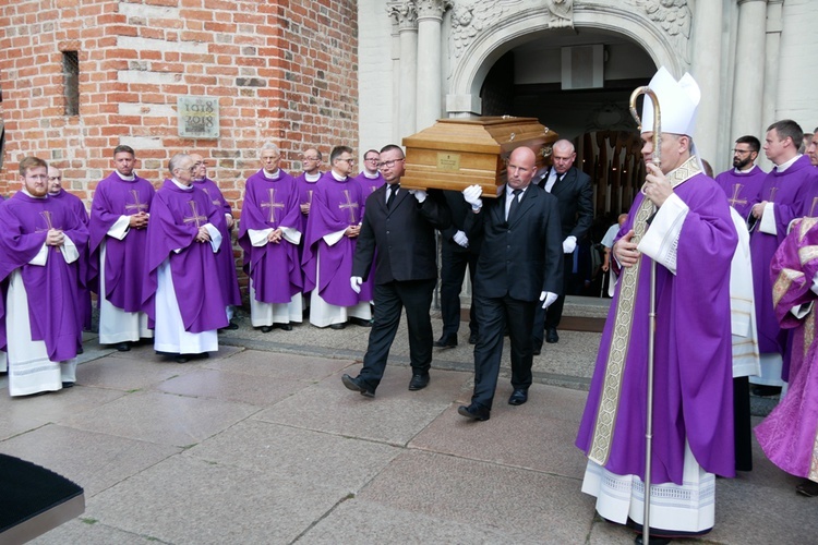 Uroczystości pogrzebowe ks. Jerzego Kownackiego