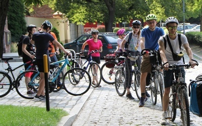 Rowerem do Mamy. Salezjańska Pielgrzymka Rowerowa z Wrocławia na Jasną Górę