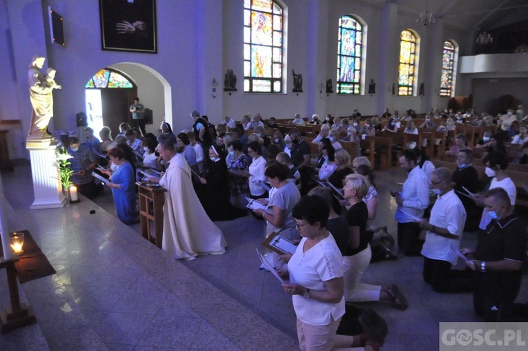 Oddali życie Opiekunowi Świętej Rodziny