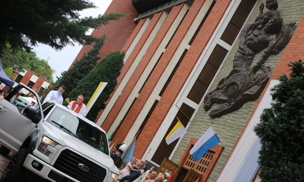Tychy. Święto patrona miasta i błogosławieństwo samochodów