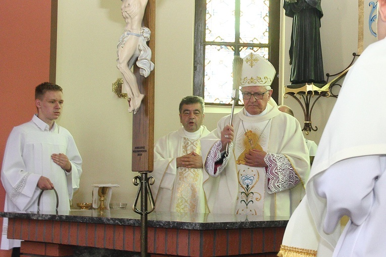 Konsekracja kościoła w Stawnie