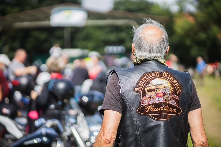 Parada motocyklowa i poświęcenie pojazdów w Marcinowicach