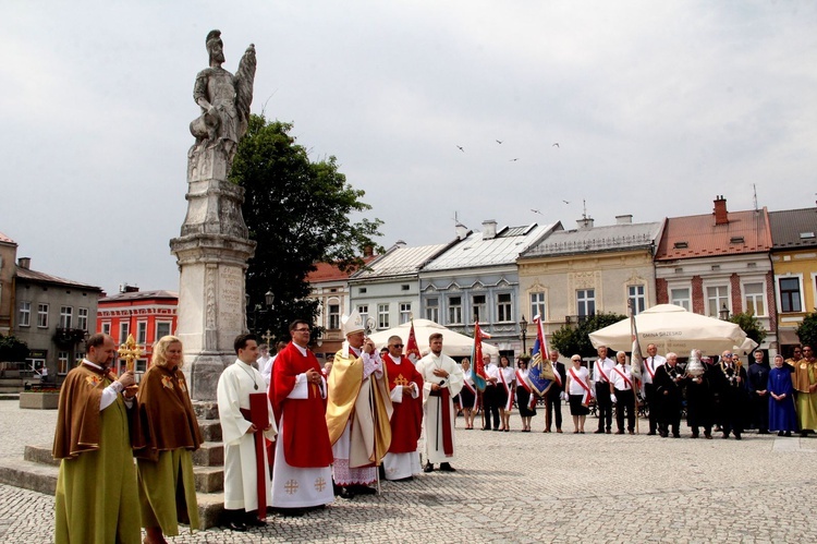 Brzesko. Odpust św. Jakuba w Świętym Roku Compostelańskim