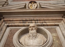 Popiersie z epitafium z bazyliki NMP  na Zatybrzu w Rzymie.