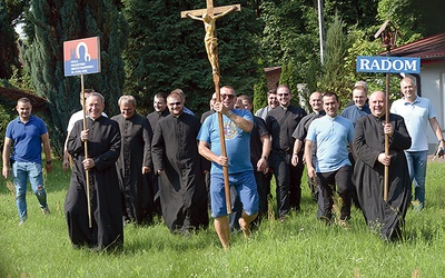 Odpowiedzialni za przemarsz meldują gotowość.