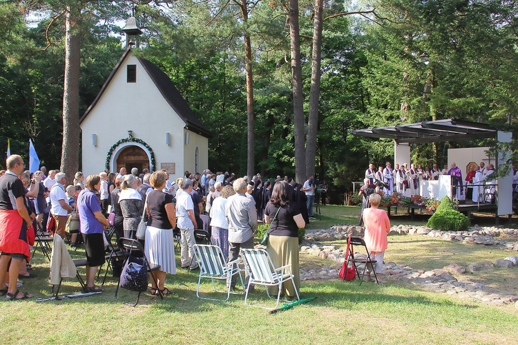 Uroczystości pogrzebowe ks. Kazimierza Klawczyńskiego na Górze Chełmskiej