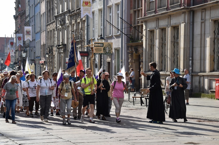 Gdańszczanie po raz 39. ruszyli na Jasną Górę