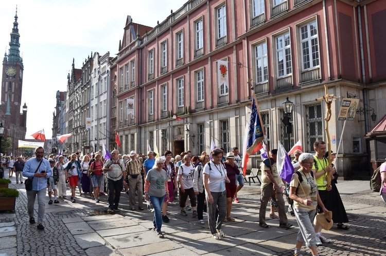 Gdańszczanie po raz 39. ruszyli na Jasną Górę