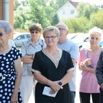 Gorzów Śląski. Poświęcenie busa dla seniorów