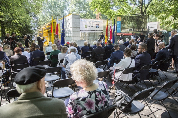 Cmentarz, który woła o pokój