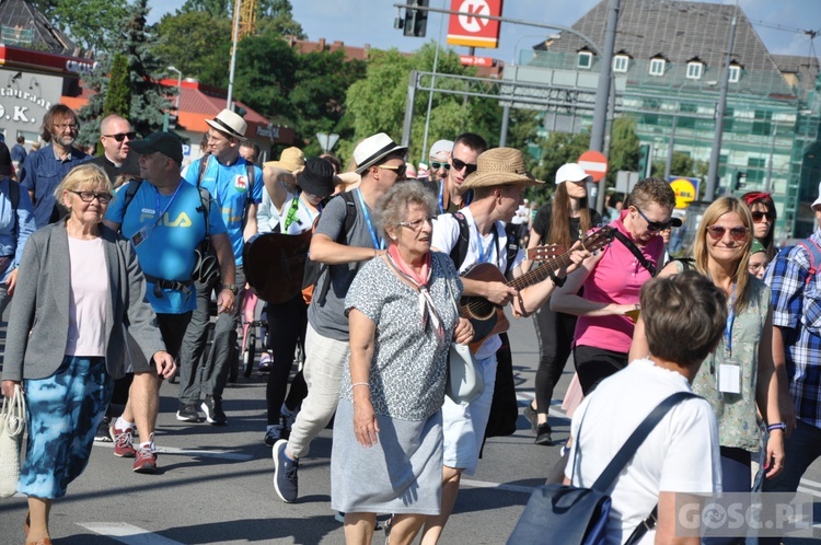 Wyruszyła 39. Piesza Pielgrzymka z Gorzowa Wlkp. na Jasną Górę 