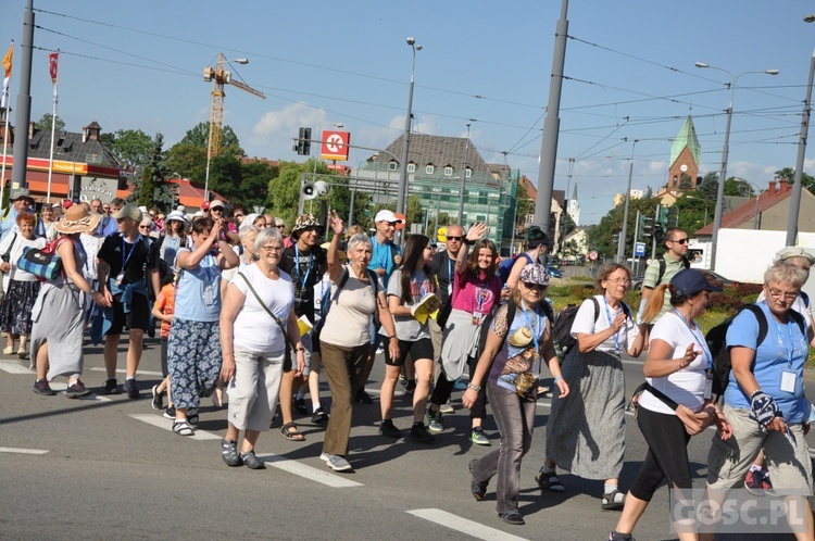 Wyruszyła 39. Piesza Pielgrzymka z Gorzowa Wlkp. na Jasną Górę 