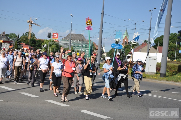 Wyruszyła 39. Piesza Pielgrzymka z Gorzowa Wlkp. na Jasną Górę 