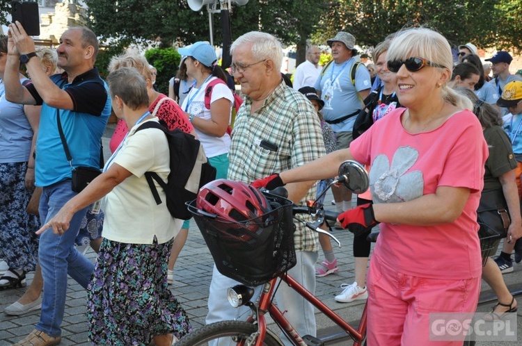 Wyruszyła 39. Piesza Pielgrzymka z Gorzowa Wlkp. na Jasną Górę 