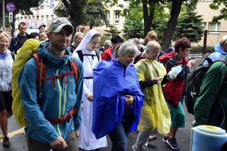 XVIII PPDŚ na Jasną Górę - wspólny start ze Świdnicy