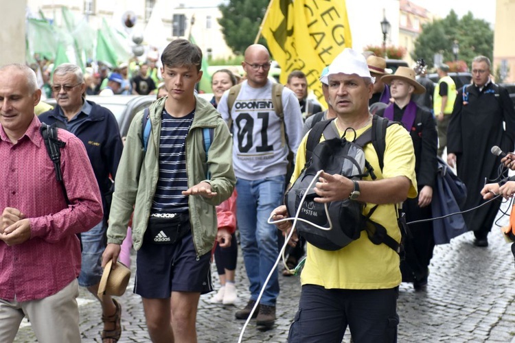 XVIII PPDŚ na Jasną Górę - wspólny start ze Świdnicy