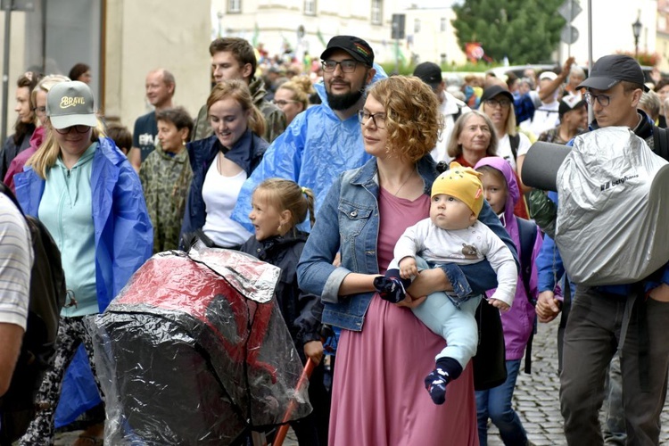 XVIII PPDŚ na Jasną Górę - wspólny start ze Świdnicy