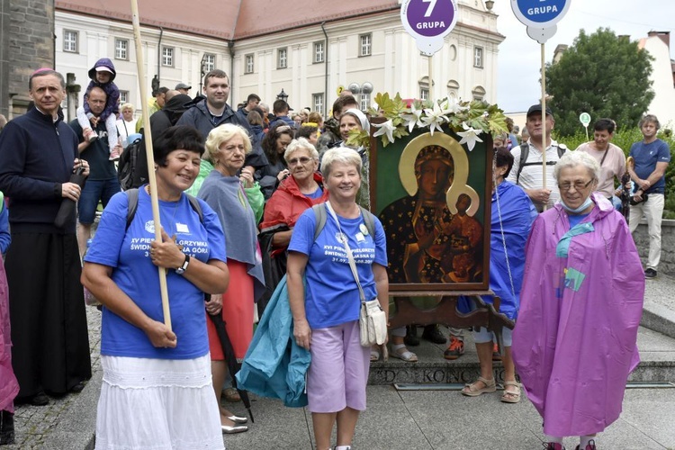 XVIII PPDŚ na Jasną Górę - wspólny start ze Świdnicy