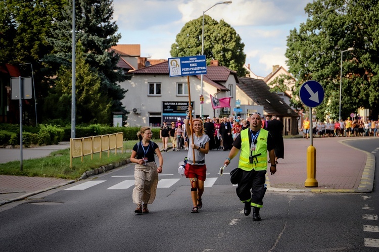 Kolejny dzień pielgrzymowania