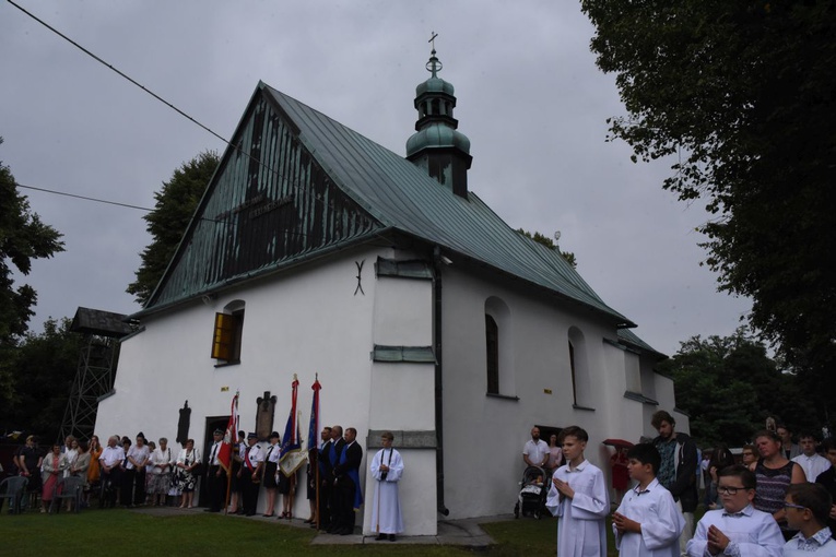 Msza św. przy kościele pw. św. Anny na Bocheńcu. 