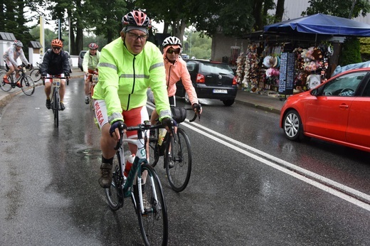 Rowerowa pielgrzymka z Giewontu na Hel 