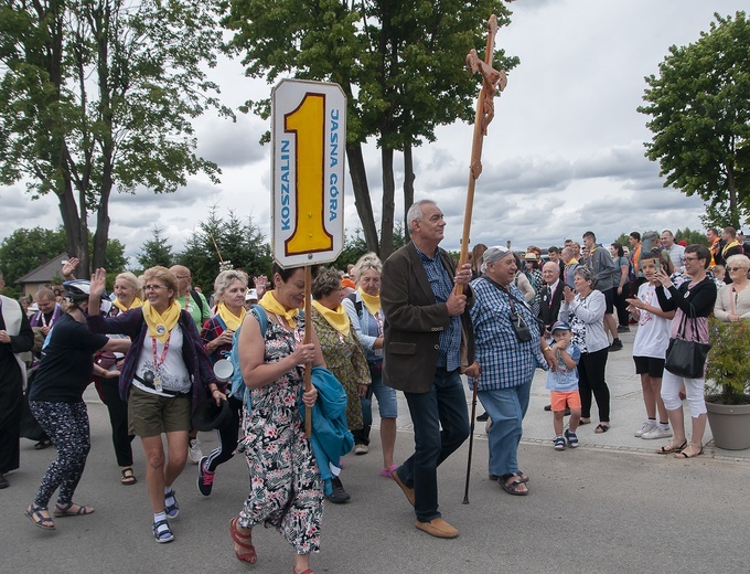 Start pielgrzymki na Jasną Górę, cz. 2