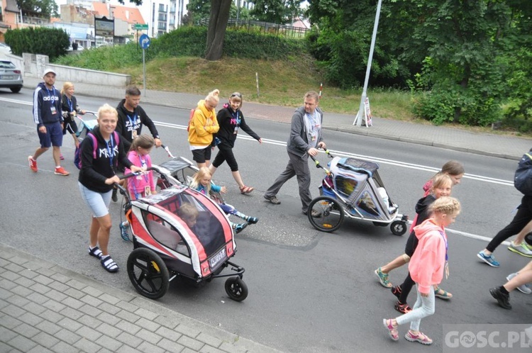 Pielgrzymi z Zielonej Góry już w drodze