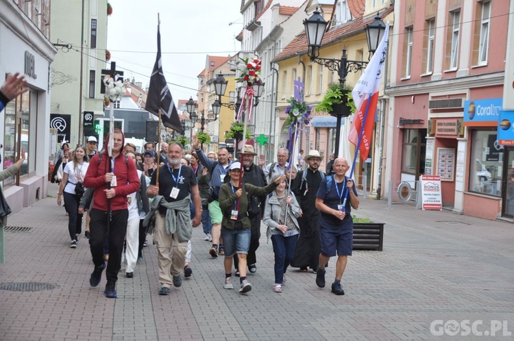 Pielgrzymi z Zielonej Góry już w drodze