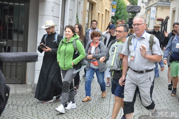 Pielgrzymi z Zielonej Góry już w drodze