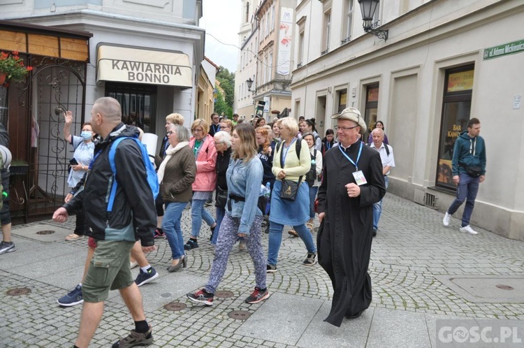 Pielgrzymi z Zielonej Góry już w drodze