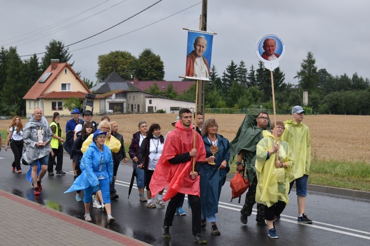 XVIII PPDŚ na Jasną Górę - ze Świdnicy do Ratajna