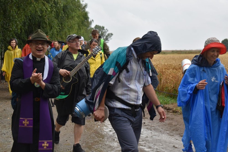 XVIII PPDŚ na Jasną Górę - ze Świdnicy do Ratajna