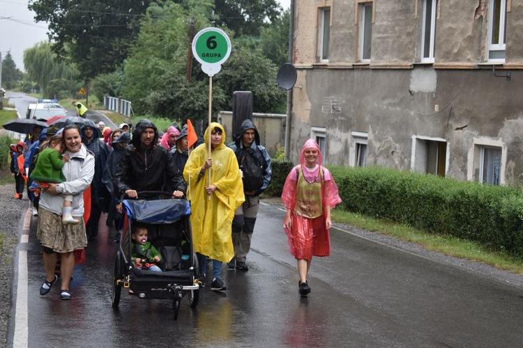 XVIII PPDŚ na Jasną Górę - ze Świdnicy do Ratajna