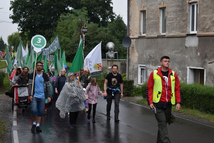 XVIII PPDŚ na Jasną Górę - ze Świdnicy do Ratajna