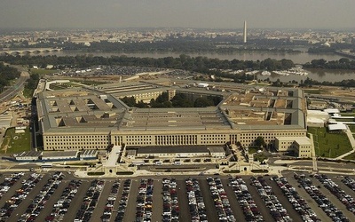 Strzelanina przed Pentagonem, zamknięto gmach ministerstwa